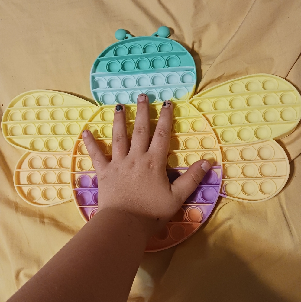 Fidget - Picture 2 of 2